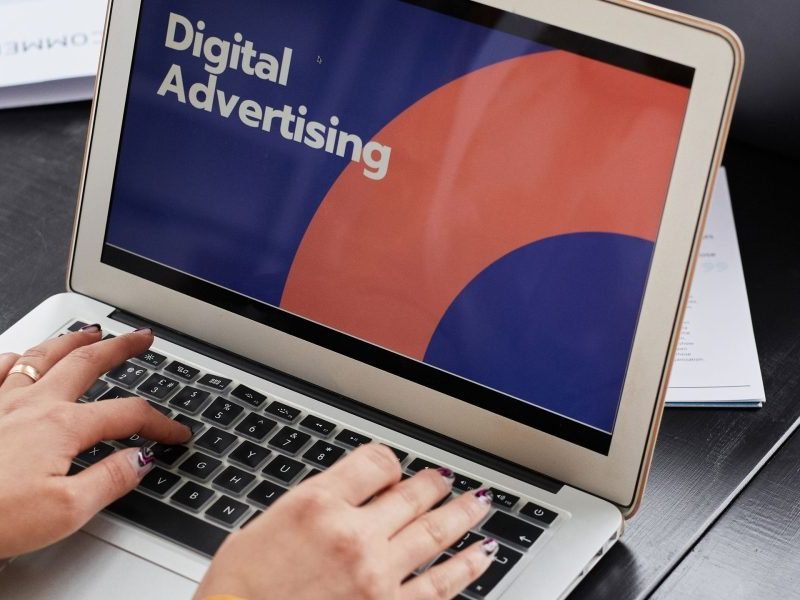 This article explains why targeted social media is essential for real estate agents in Dubai and how specialist agencies can turn online activity into real lead...