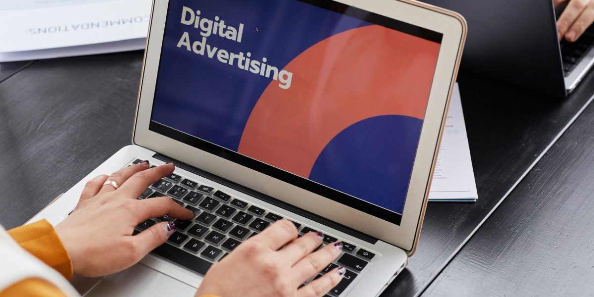 This article explains why targeted social media is essential for real estate agents in Dubai and how specialist agencies can turn online activity into real lead...