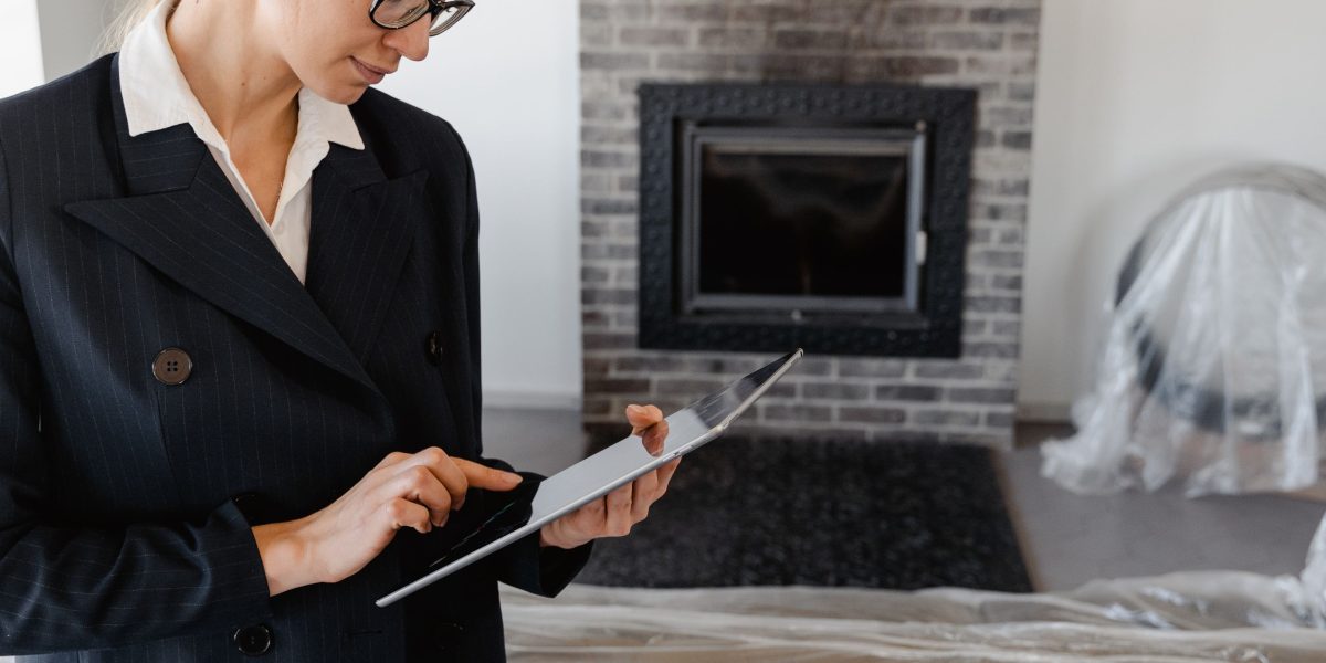 This guide explains how Dubai real estate agents can use SEO to capture high-intent buyers and renters in 2026. It covers why local SEO is essential in a market...
