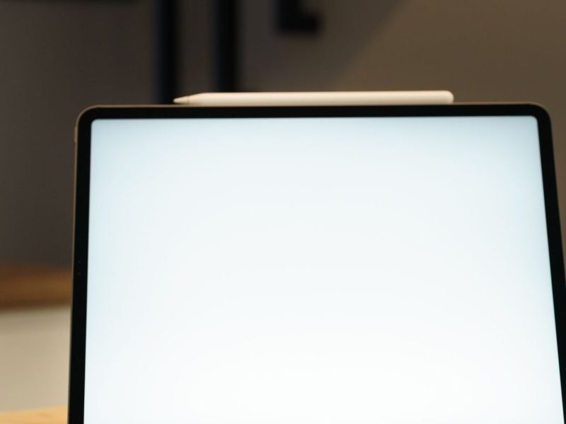 This article explains why dedicated ecommerce-style websites are becoming essential for UAE real estate agents and walks you through the practical choices for b...