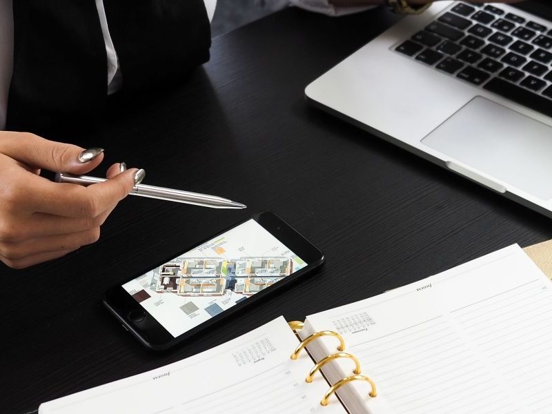 This article explains why the Semrush On‑Page SEO Checker is a practical tool for Dubai real estate agents who need more visibility and qualified leads. It desc...